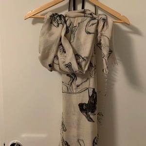 🧣 Zara Wolf/Leopord Print Scarf/Cappa